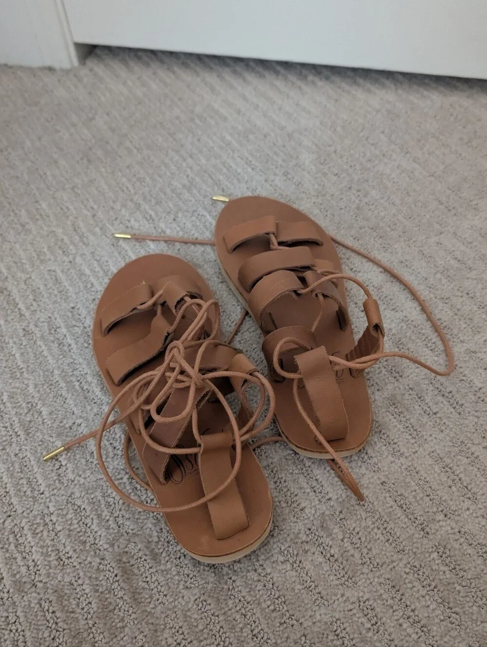 NWOT Handmade Leather Strappy Lace-Up Sandals in Light Brown Size 8